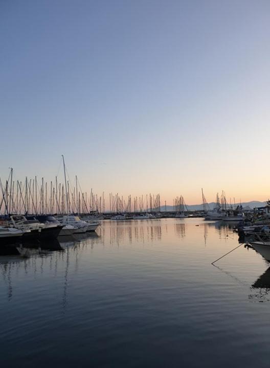 Houseboat Cagliari Hotel Kültér fotó